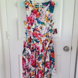 Fit and flare floral print dress